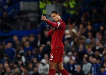 Van Dijk aspak modest: Koha që Topin e Artë ta fitoj unë