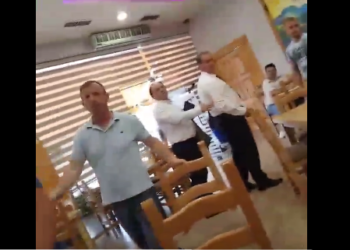 VIDEO/ “Nuk je ballist”, deputetin Alimadhi e përzënë nga lokali: Mos flisni në emër të popullit