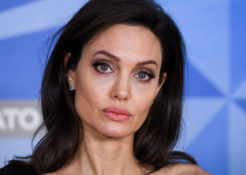 Angelina Jolie provon edhe modelingun në Francë