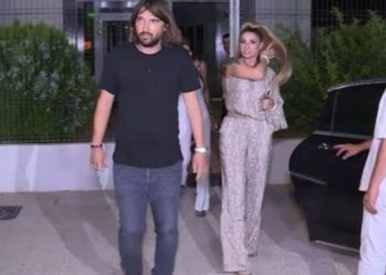 Video/Menaxherja rumune rreh paq trainerin