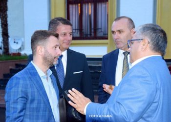 “Z.deputet”/ Fino debate me Avokatin e Shtetit për pallatin e Bashës: Më quajnë Bashkim Fino, jam deputet i PS për 22 vite