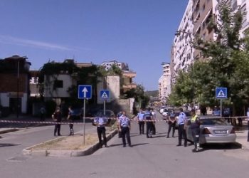 Ndërtimi i Bulevardit, nis shembja e 4 banesave, nuk ka incidente mes banorëve dhe policisë