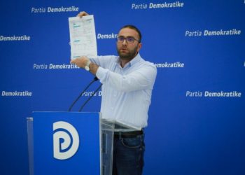 Bardhi: Në Vaun e Dejës votohet me fletë të falsifikuara