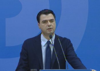 Basha sërish thirrje në rrjetet sociale për shqiptarët: Të gjithë bashkë kundër diktaturës së krimit!