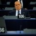 FOTO-LAJM/ Silvio Berluskoni i përgjumur në ditën e parë si eurodeputet