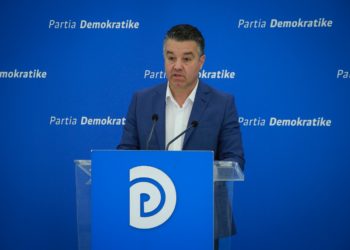 Taksa për naftën/ PD me premtim fushate: Kur të vijmë në pushtet do të ulim çmimin me 300 lekë