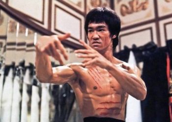 Vdekja misterioze e “dragoit” Brus Li, dhe “mallkimi” që la pas për të birin