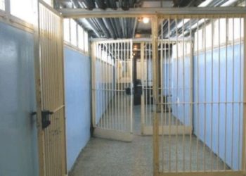 Alarm në Greqi/ Dy shqiptarë të dënuar me burgim të përjetshëm arratisen nga burgu