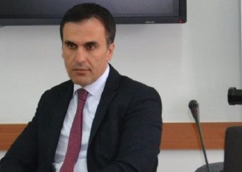 Konfirmohet në detyrë kandidati për kryeprokuror, Olsian Çela