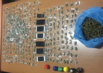 Pranga 29-vjeçarit, merrte porosi për pica me 7 celularë, por shpërndante drogë