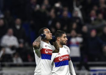 Betis realizon çudinë e vitit, blen “yllin” e Lyon