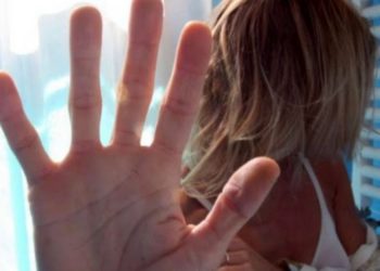 Çon në vetëvrasje bashkëjetuesen dhe i ngacmon seksualisht vajzën, pranga 33-vjeçarit në Vlorë