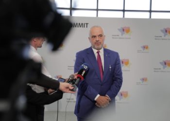 Kryeministri Rama flet për “problemet pas fitores” dhe citon një thënie të Winston Churchill