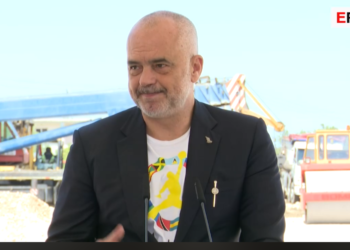 Gjigandi i pjesëve teknologjike për makinat nis investimin në Shqipëri, Rama: Hapen 1000 vende pune