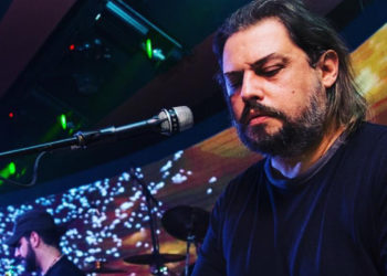 Elton Deda reagon ashpër pasi dëmtuan bustin e Françesk Radit: Duhet pashaportizim për Tironë