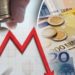 Euro në pikiatë, çfarë po ndodh me monedhën europiane