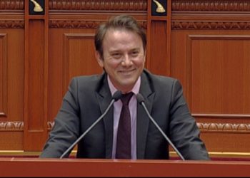 Gjoni: Opozita ia dha në tavolinë të gjitha pushtetet Ramës, të largohet Gjiknuri nga Komisioni Reformës Zgjedhore