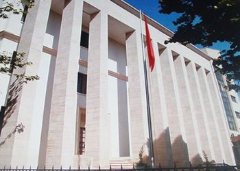 Alarmi i KLGJ-së: Pa Gjykatën e Lartë do të lirohen të ndaluarit për ekstradim