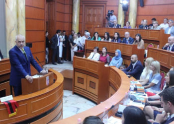 Rama i vendosur: Teatrit nuk i merret asnjë centimetër