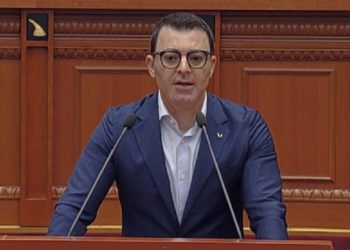 Hyseni: Presidenca përfaqësohet nga një njeri që ka frikë reformën në drejtësi