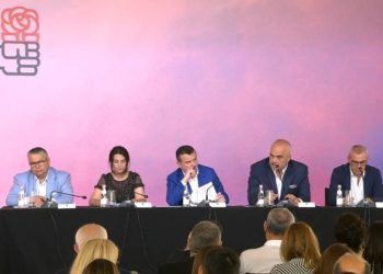 LIVE/ Rama: Në 30 qershor fitoi qytetaria dhe shteti, humbi rrëmuja dhe balta