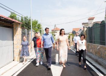 FOTO/ Përfundon rehabilitimi i bllokut të banimit në Njësinë 3, Veliaj: Nga një “minifshat” në një nga lagjet më të mira