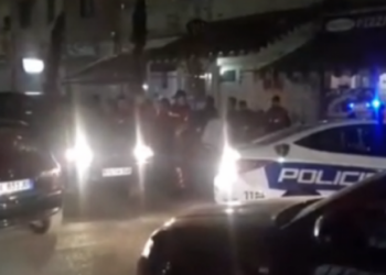 Policia zbardh sherrin me armë në Laprakë, shpallet në kërkim 27-vjeçari i dënuar edhe më parë