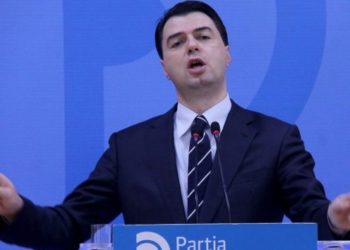 PD “fiket”, protestat peng prej pushimeve dhe zërat kundër Lulzim Bashës