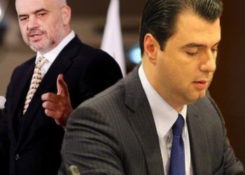 Kriza politike/ Ndërkombëtarët janë duke negociuar me palët, por….