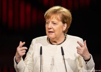 Ballkani Perëndimor/ Merkel: Janë “fqinjët tanë” dhe kanë një perspektivë europiane
