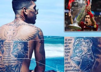 FOTO/ Ylli i Liverpool zbulon tatuazhin e veçantë mbi shpinë duke ngritur trofeun