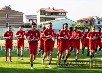 Partizani nuk ndalet, “peshkon” edhe talentin e Skënderbeut