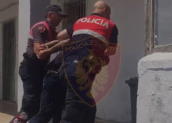 Goditën me sende të forta një 43-vjeçar, arrestohen 3 të “fortët” e Mirditës