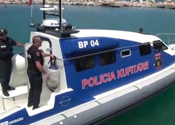 U bllokuan në grykëderdhjen e Vilunit, shpëtohen 14 pushues çekë dhe shqiptarë