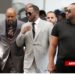 VIDEO/ Reperi i famshëm R Kelly arrestohet për trafikim seksual në Çikago