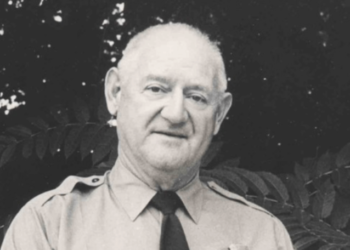 Njihuni me historinë  e pazakontë e Roy Sullivan, u godit 7 herë nga rrufeja dhe mbijetoi