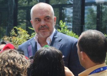 Keni menduar një emër për zëvendësimin e Metës? Ja si përgjigjet Rama