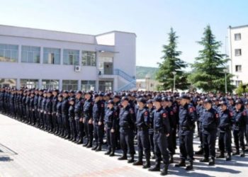 Hapen aplikimet për shkollën bazë të Policisë, ja sa afat keni për të dorëzuar dokumentet