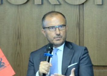 Teatri/ Ambasadori i BE-së: Çështje delikate dhe e politizuar, të respektohen standardet e BE për tenderin