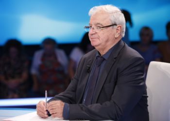 Protesta e opozitës/ Ngjela tregon paralajmërimin e ndërkombëtarëve për Bashën dhe Kryemadhin