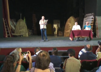 ‘Rama ik’/ Basha nënshkruan një marrëveshje me artistët, anullojmë “Teatrin”