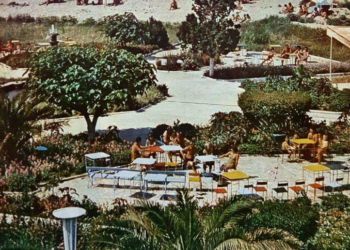 VIDEO+FOTO/ Si ishin plazhet, kampet e pushimit e hotelet në komunizëm dhe projekti i 1984