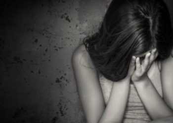 Ngjarje tronditëse/ 5 djem lidhin dhe përdhunojnë një 8-vjeçare në ambientet e shkollës në Durrës