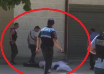 Përplasje me armë mes dy grupeve në Kavajë, vritet një person, plagosen 6 të tjerë