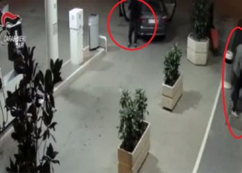 Goditet grupi i grabitësve shqiptarë në Itali, katër në pranga