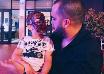 Rama ndan FOTO-n e djemve të tij në ditëlindjen e Zahos: Njëri sa është bërë 5 dhe tjetri përgatitet të bëhet…