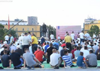 Kurban Bajrami/ Çfarë feste është dhe ushqimet që konsumohen