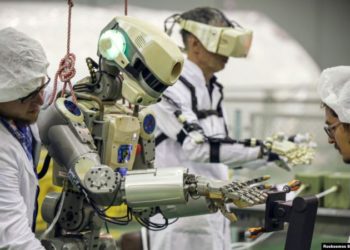 Astronautët rusë do kenë një ndihmës, roboti Fedor gati për në hapësirë