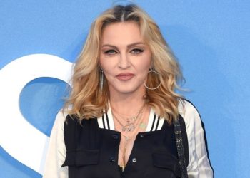 Madona në forme perfektë edhe sot që mbushi 61-vjeçe