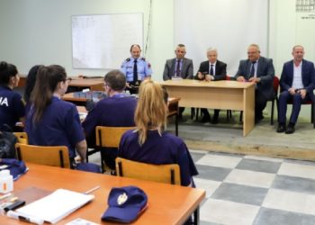 Lleshaj mesazh Oficerëve të Policisë Kriminale: S’ ka mundësi të bëhesh i pasur nga shërbimi publik
